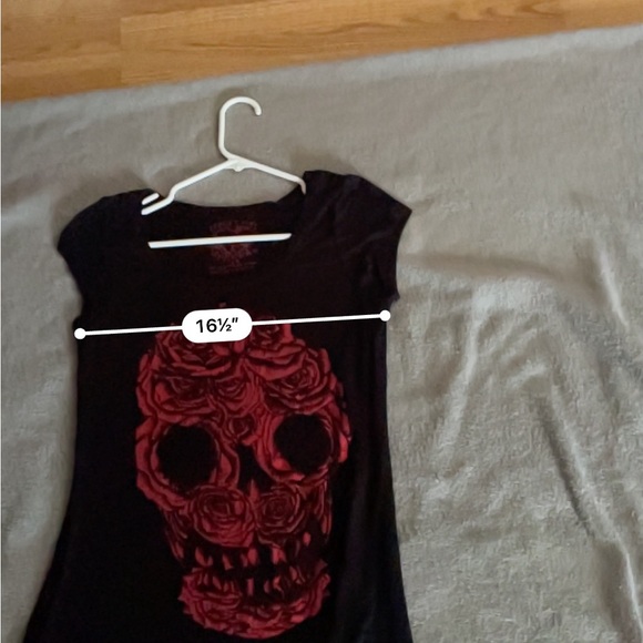 United Rockers Skull Graphic Black Tee Shirt Top size Medium short sleeve - Picture 7 of 9